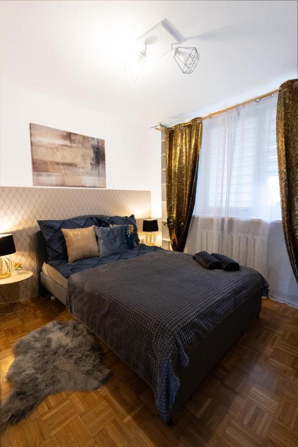 Clicktheflat Bellottiego Apart Rooms 바르샤바 외부 사진